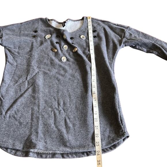 H & M Divided Size 2 Gray Jewel Embellished Knit Top Pullover Y2K - Picture 8 of 9